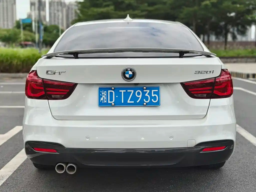 BMW 3 Xi Gt — фото 9