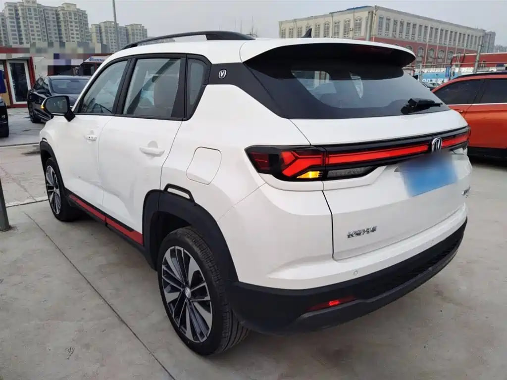 Changan Cs35Plus — фото 15