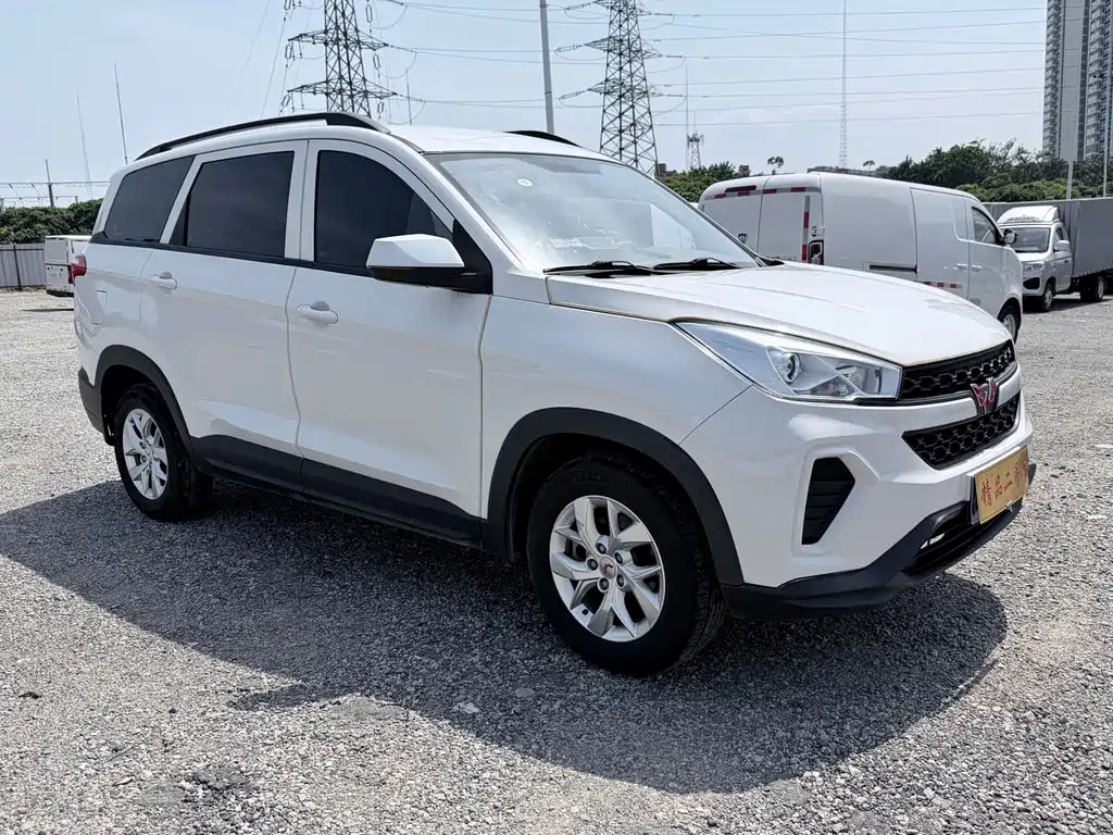 Wuling Hongguang S3 — фото 5