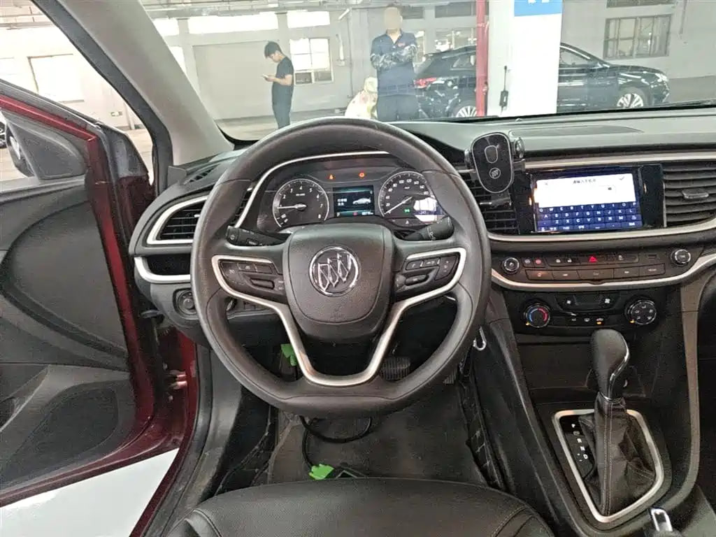Buick Ying Lang — фото 14