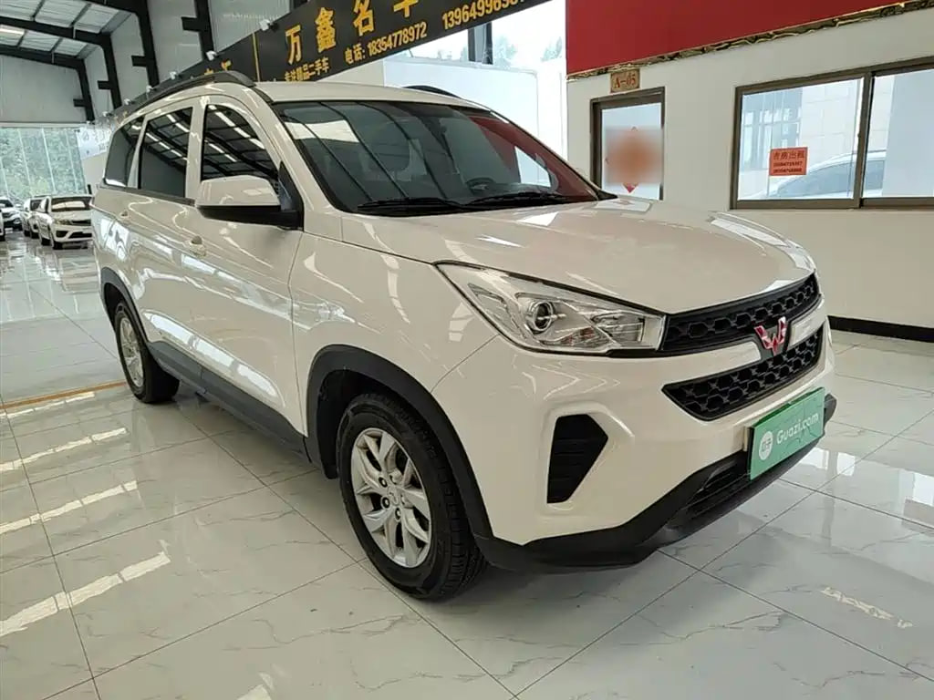 Wuling Hongguang S3 — фото 2