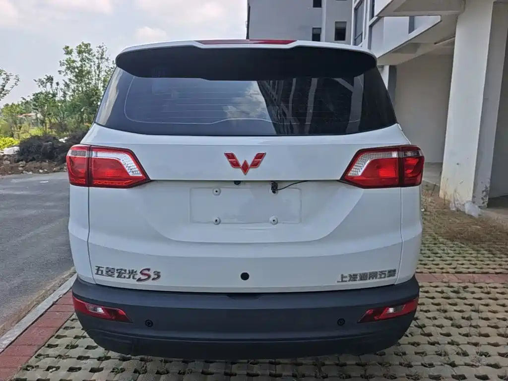 Wuling Hongguang S3 — фото 4
