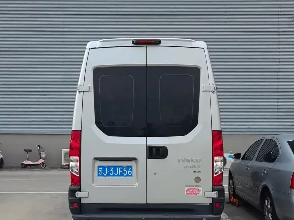 Nanjing Iveco Ousheng — фото 2