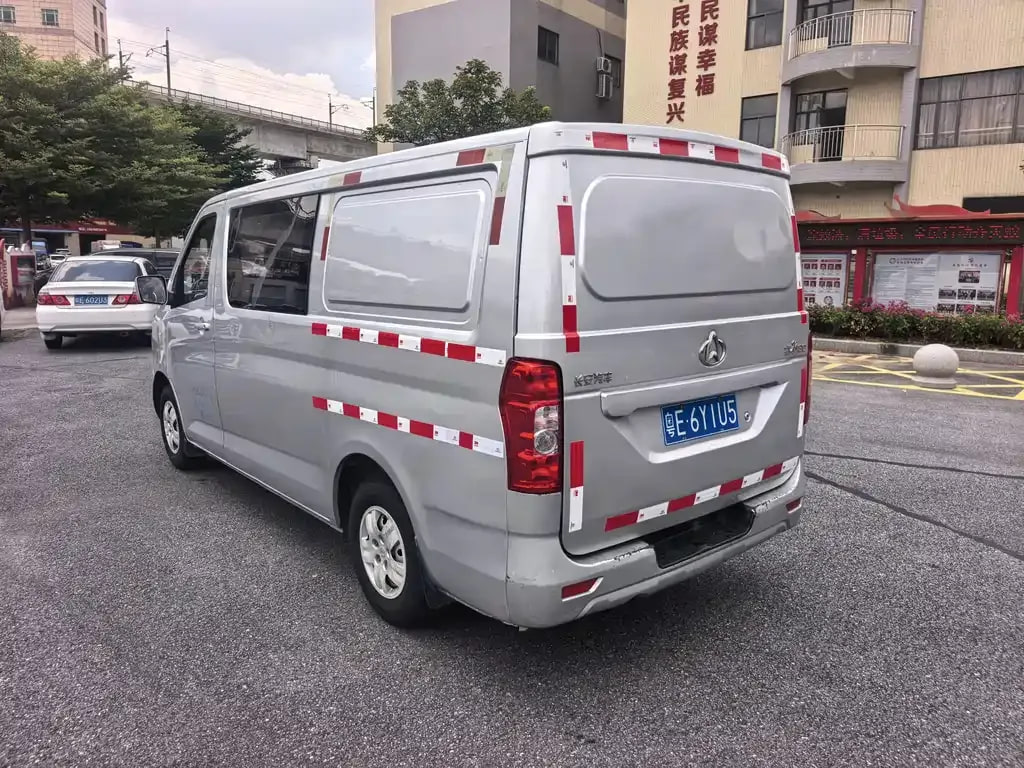 Changan Rui Xing M80 — фото 15