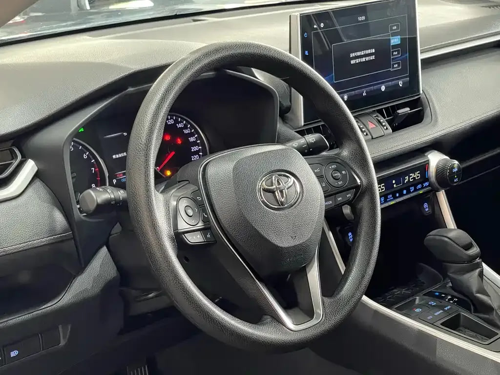 Toyota Wildlander — фото 14