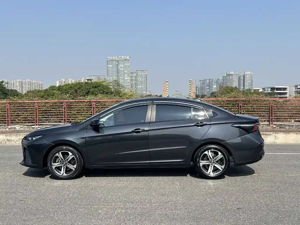 Chery Ai Rui Ze 5 GT — фото 15