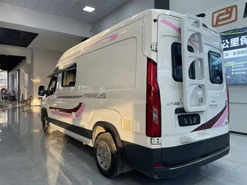 SAIC Maxus MAXUS V90 Fang Che — фото 2