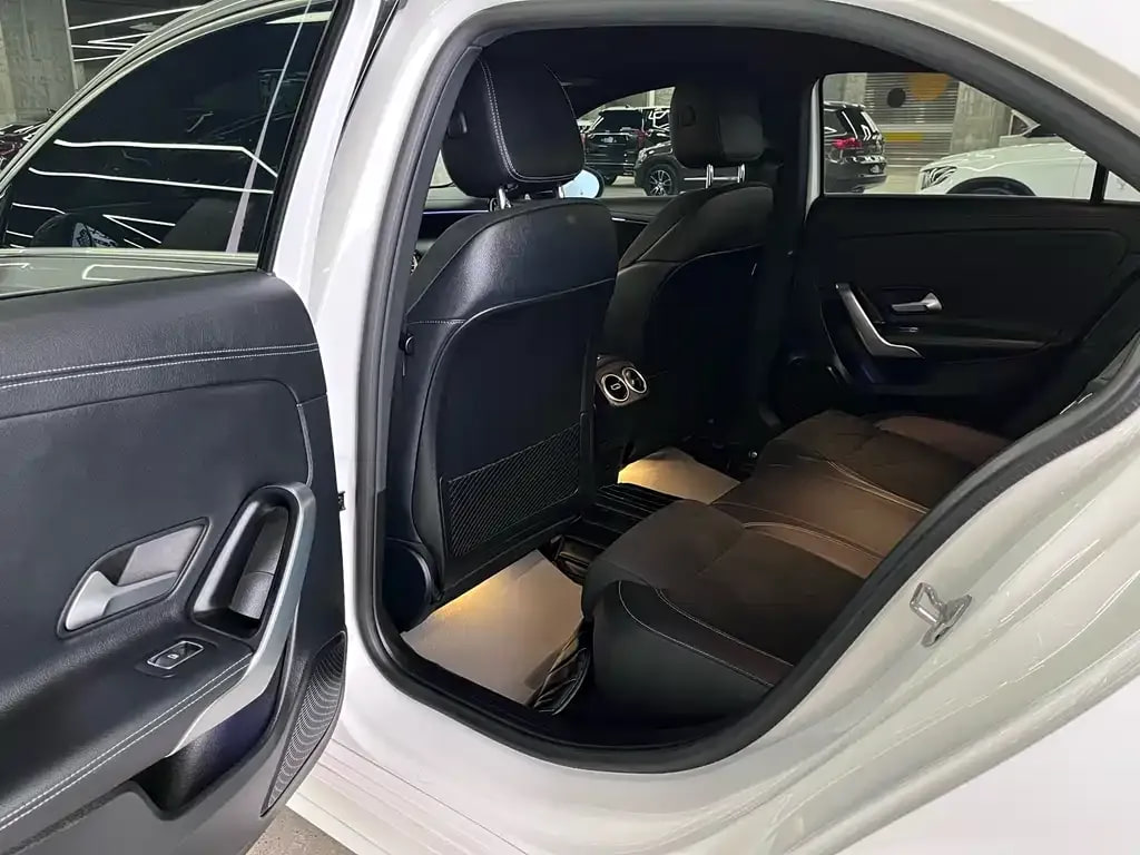 Mercedes-Benz A-Class — фото 11