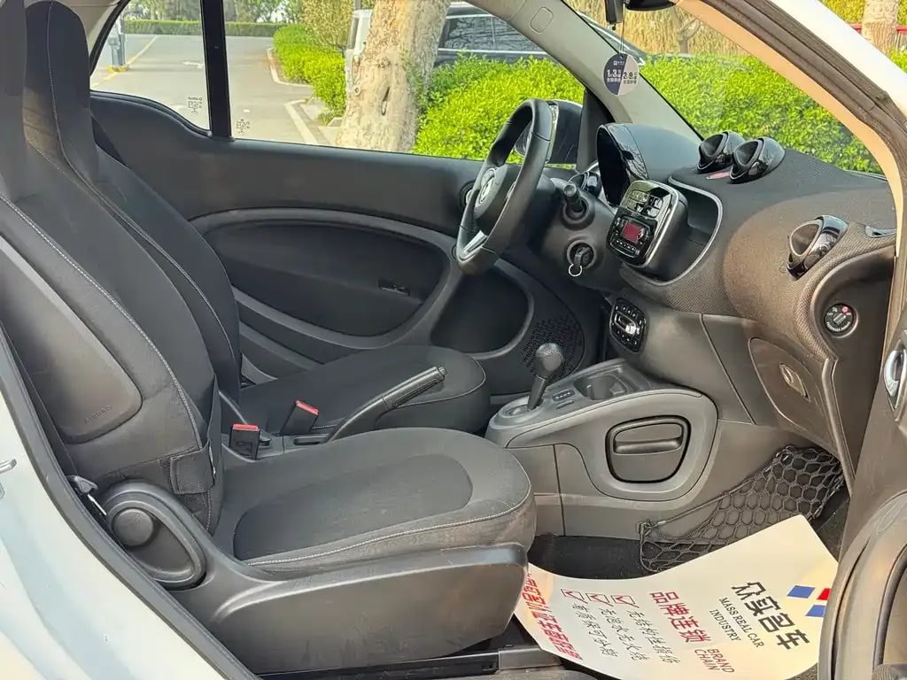 smart fortwo — фото 12