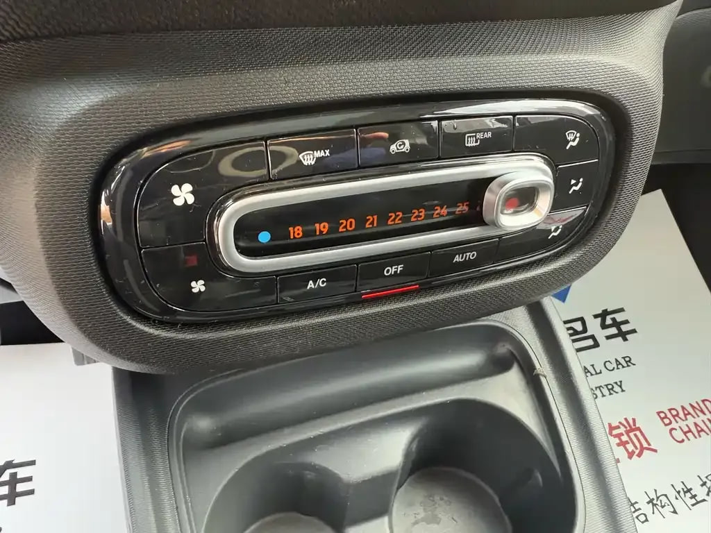 smart fortwo — фото 15