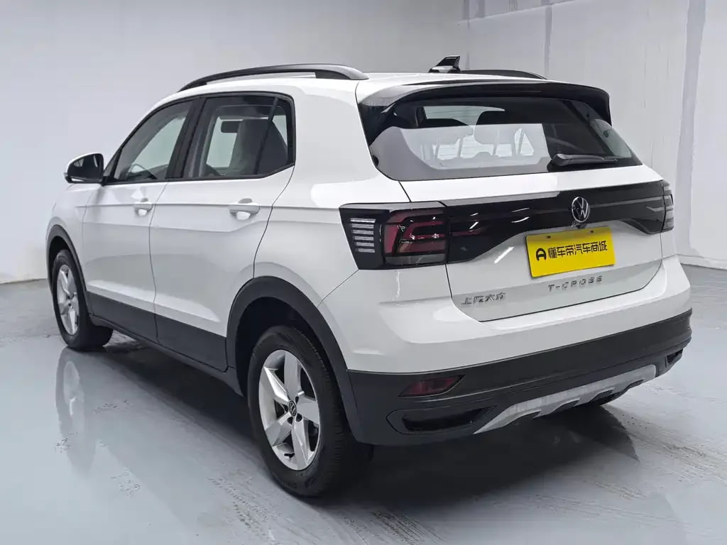 Volkswagen T-Cross — фото 12