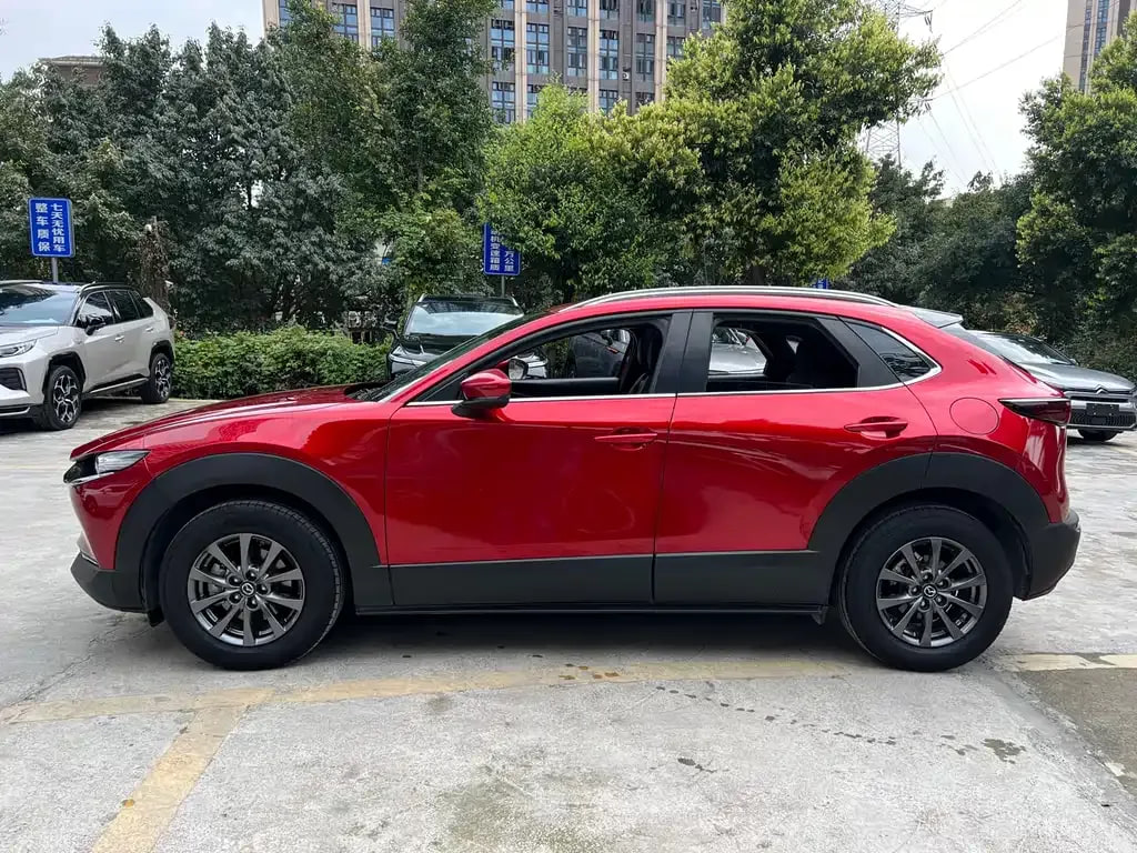 Mazda CX-30 — фото 2