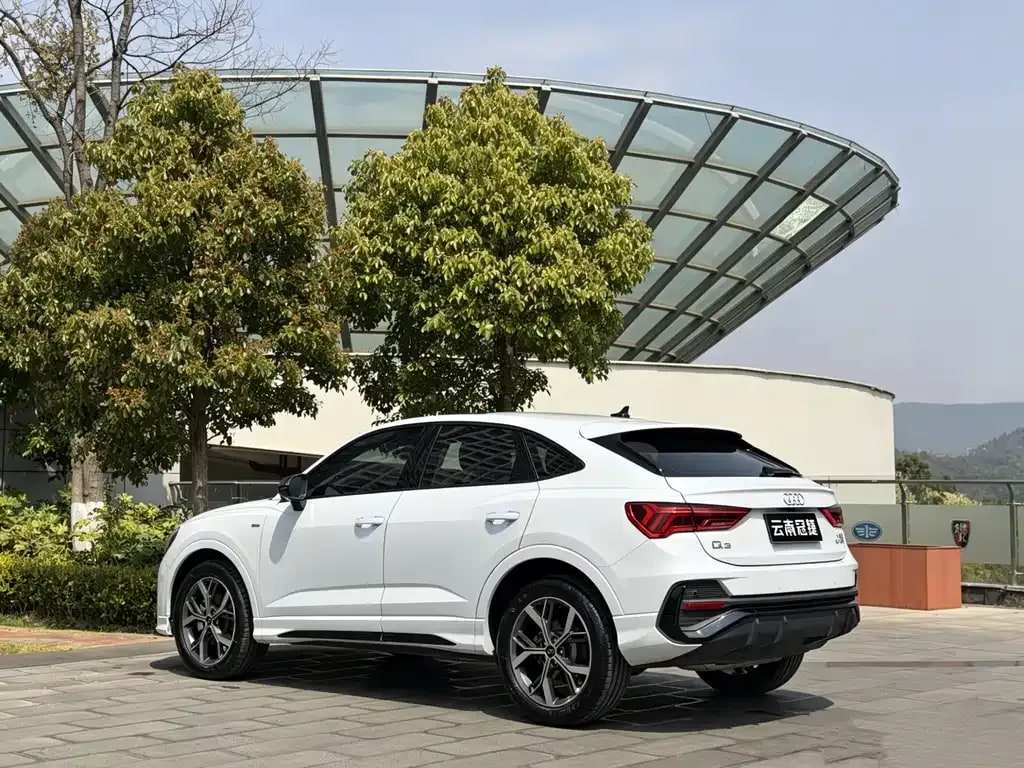 Audi Q3 Sportback — фото 6