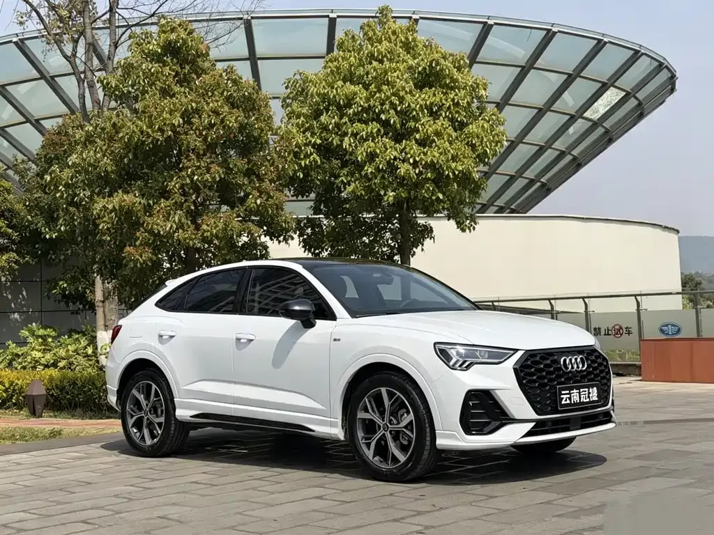 Audi Q3 Sportback — фото 7