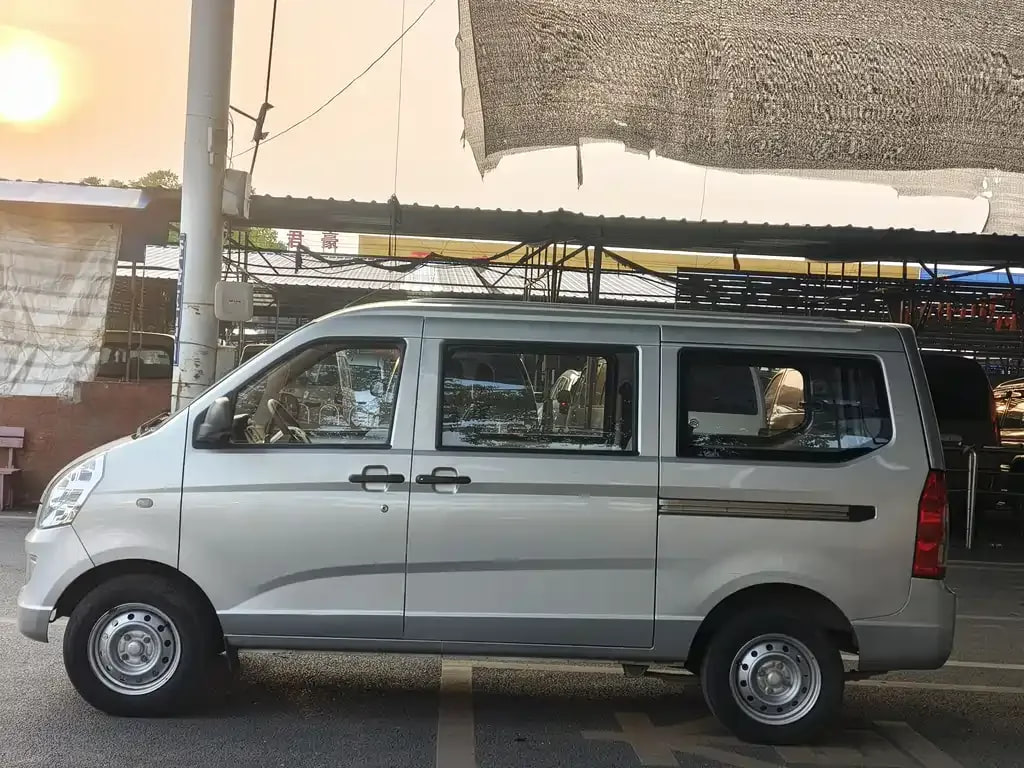 Wuling Rongguang S — фото 7
