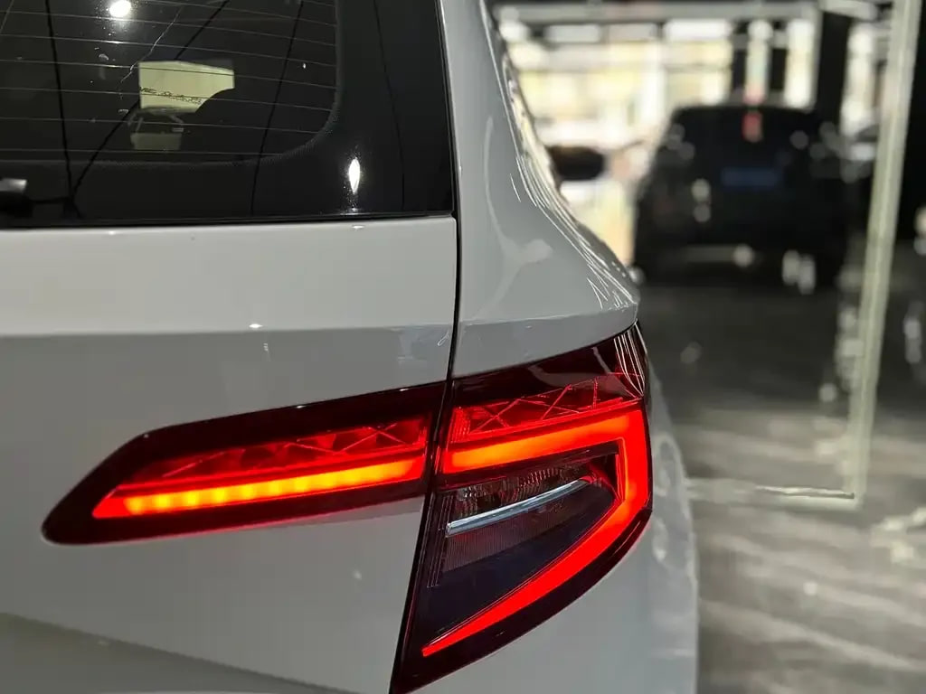 Skoda Karoq — фото 9