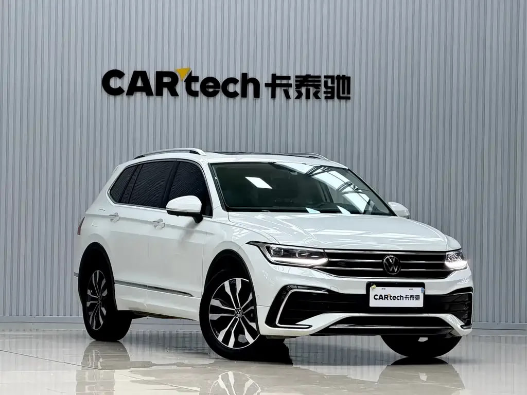 Volkswagen Tiguan L — фото 9