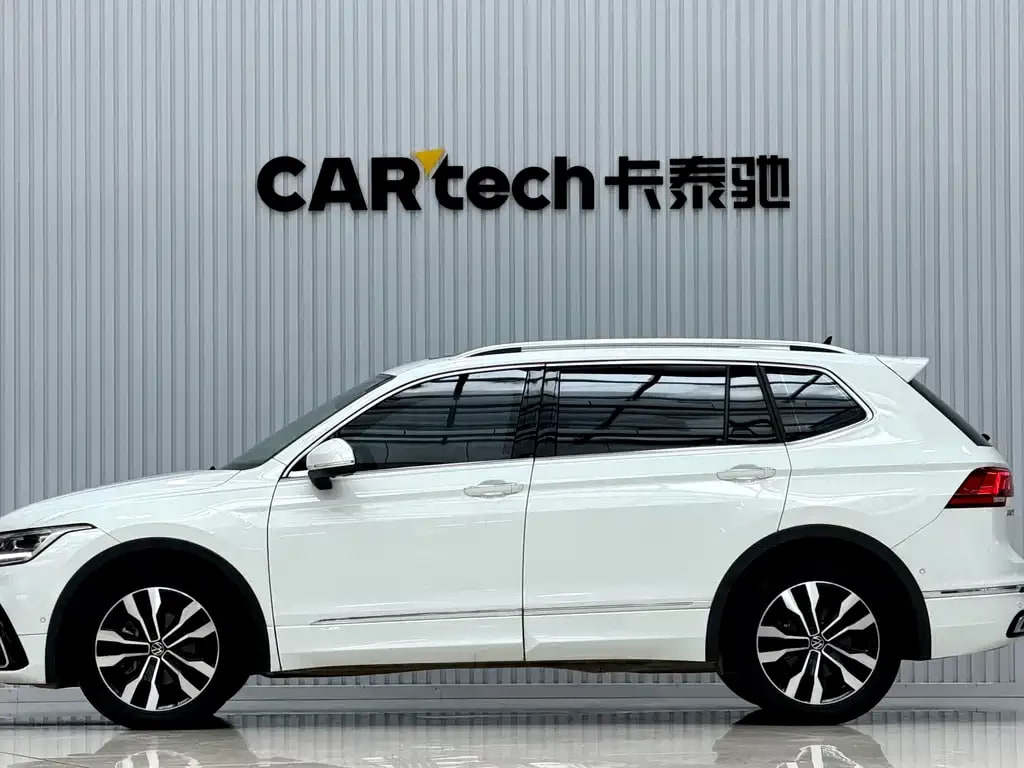 Volkswagen Tiguan L — фото 12