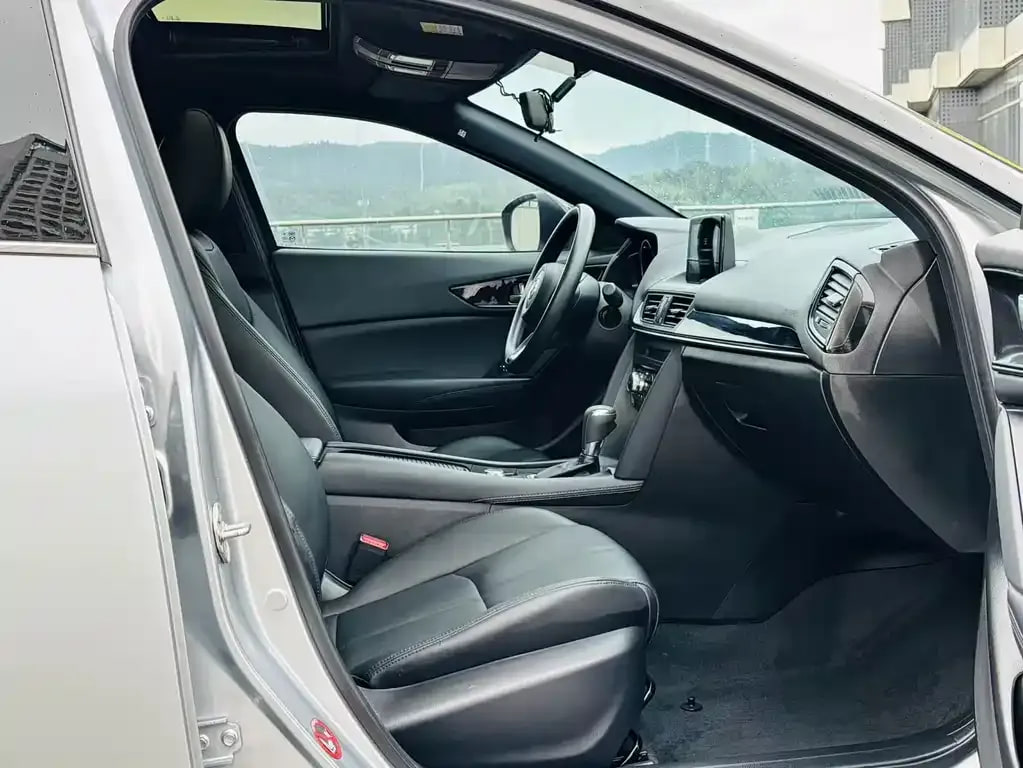Mazda CX-4 — фото 3