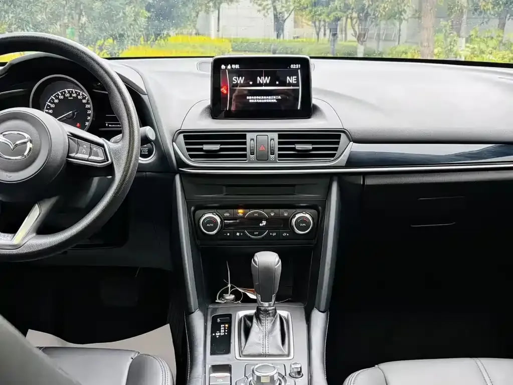 Mazda CX-4 — фото 8