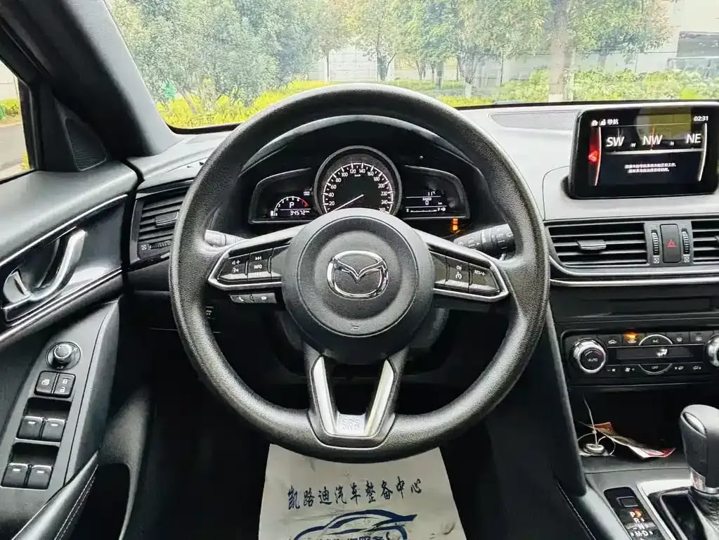 Mazda CX-4 — фото 11
