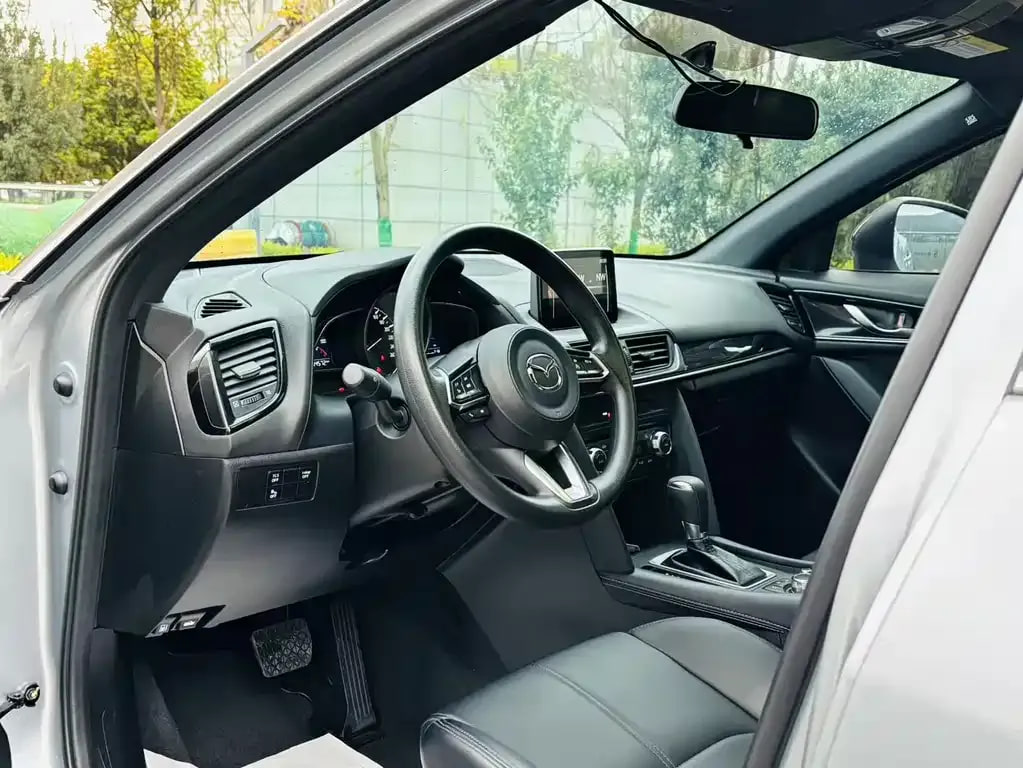 Mazda CX-4 — фото 12
