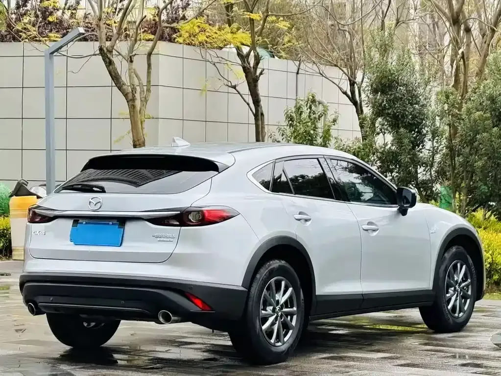 Mazda CX-4 — фото 15