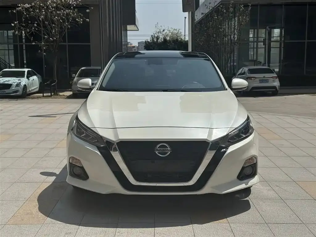 Nissan Teana — фото 2
