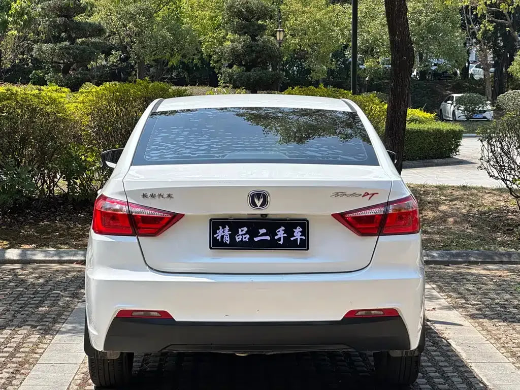 Changan Eado DT — фото 2