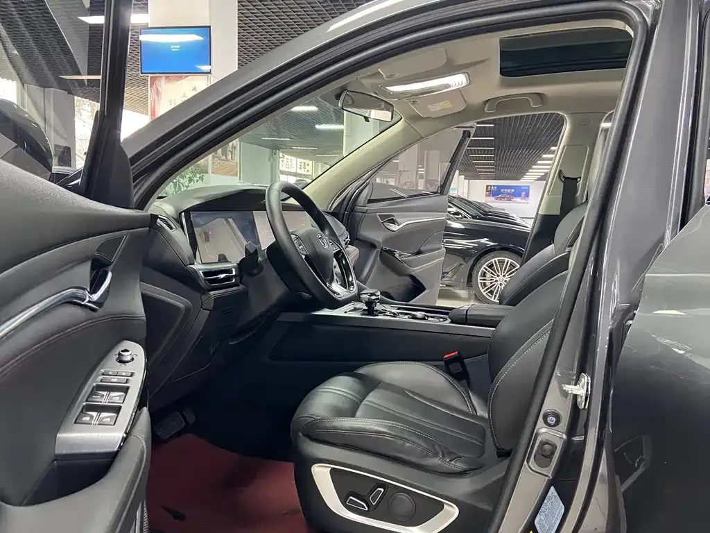 Changan Cs75Plus — фото 12