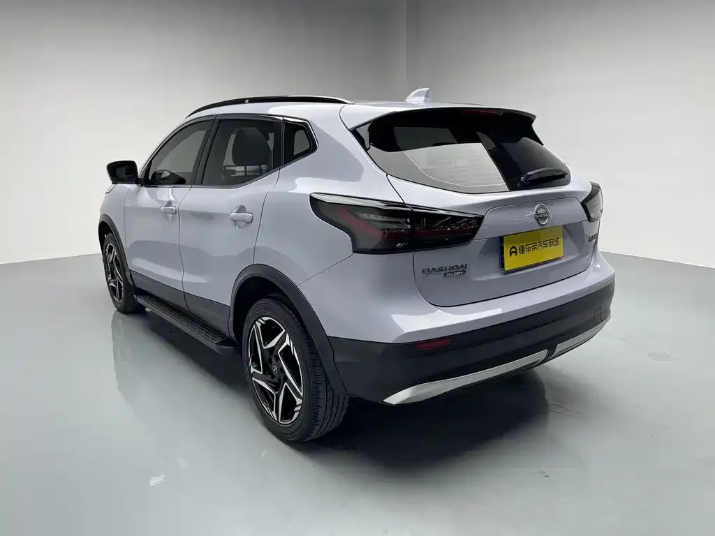 Nissan Qashqai — фото 14