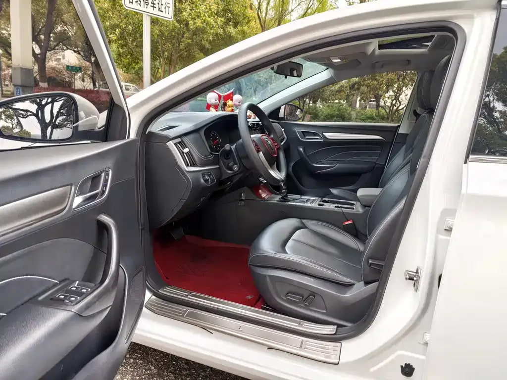 Roewe i6 Classic — фото 13