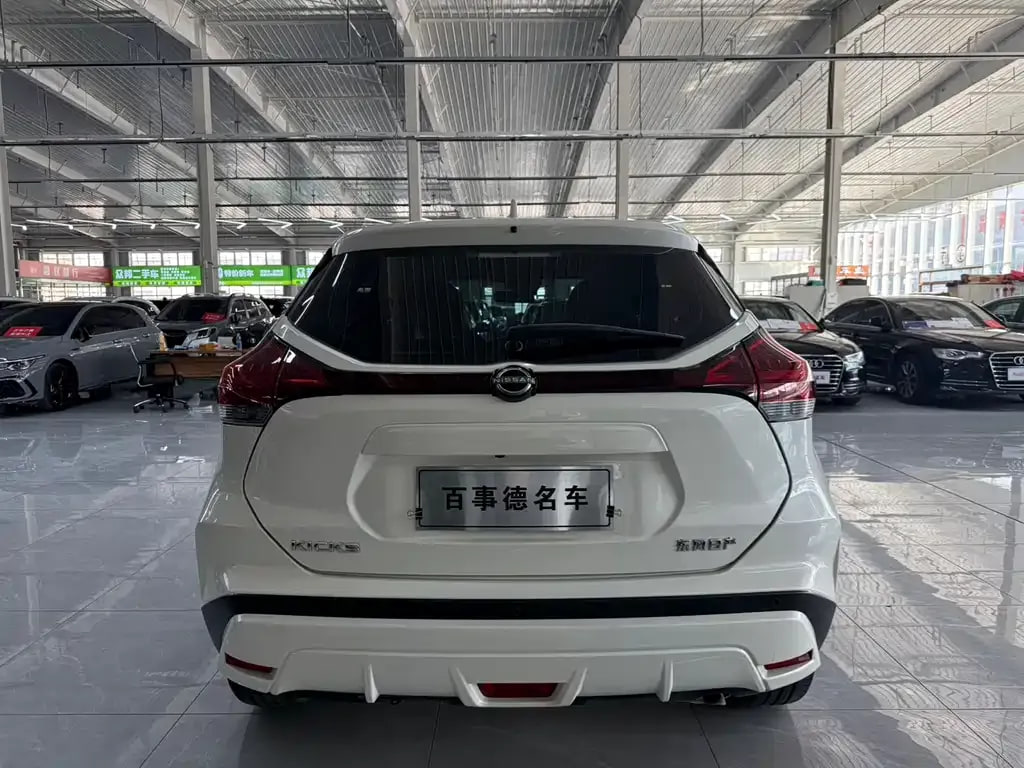 Nissan Kicks — фото 8