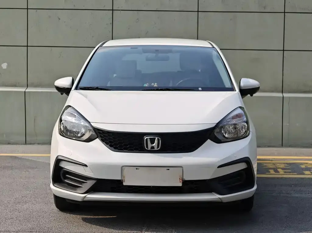 Honda Fit — фото 7