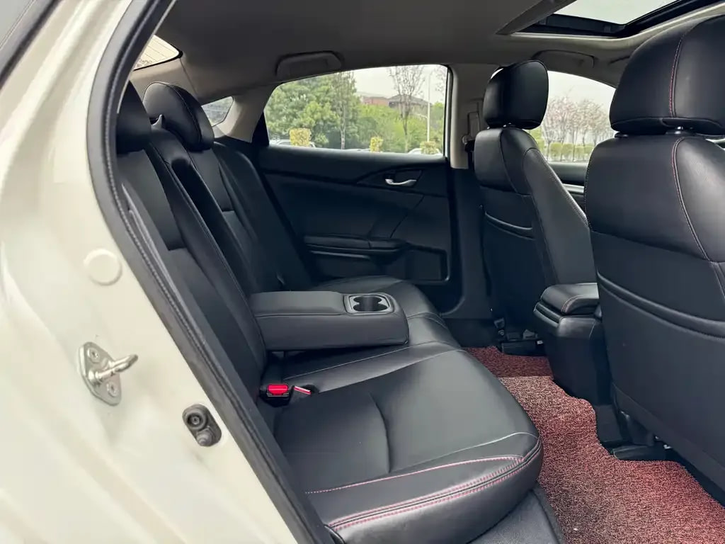 Honda Civic — фото 3