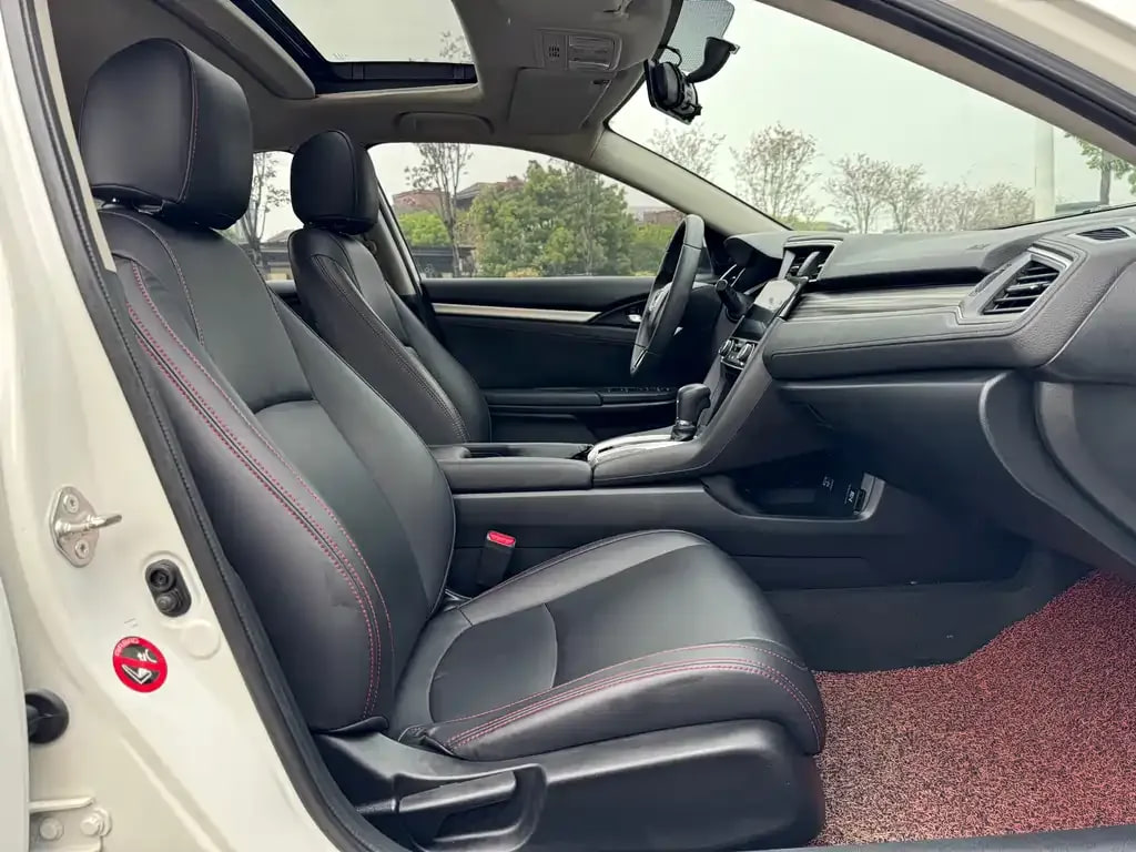 Honda Civic — фото 6