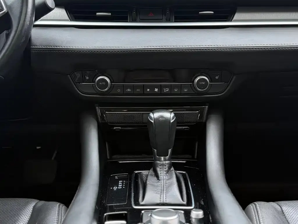Mazda 6 Atenza — фото 15