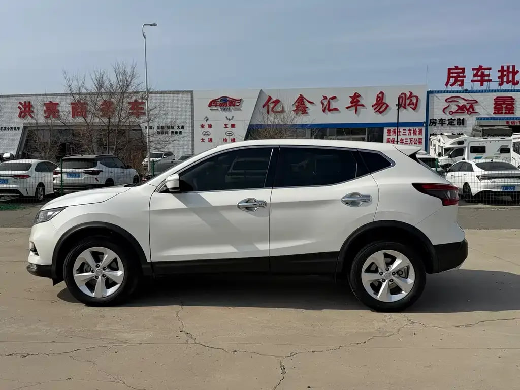 Nissan Qashqai — фото 15