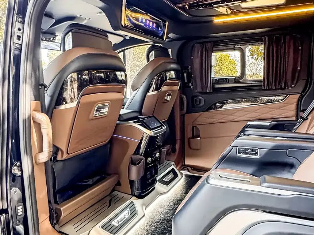 Ford Transit Black Knight — фото 6