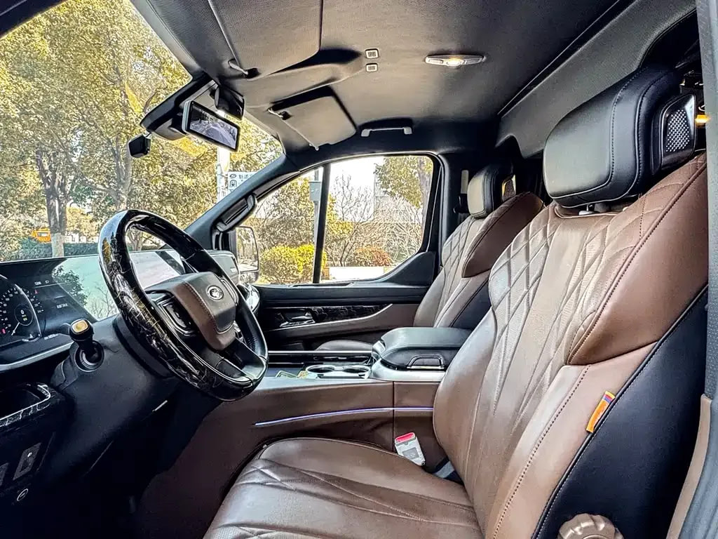 Ford Transit Black Knight — фото 7