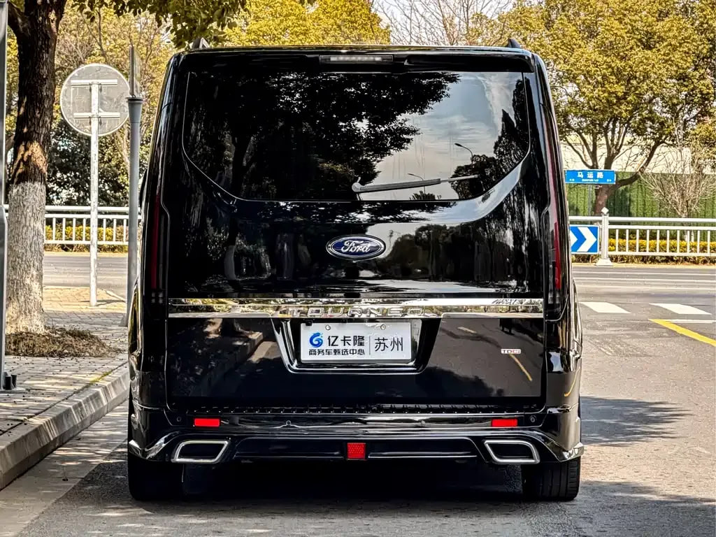 Ford Transit Black Knight — фото 8