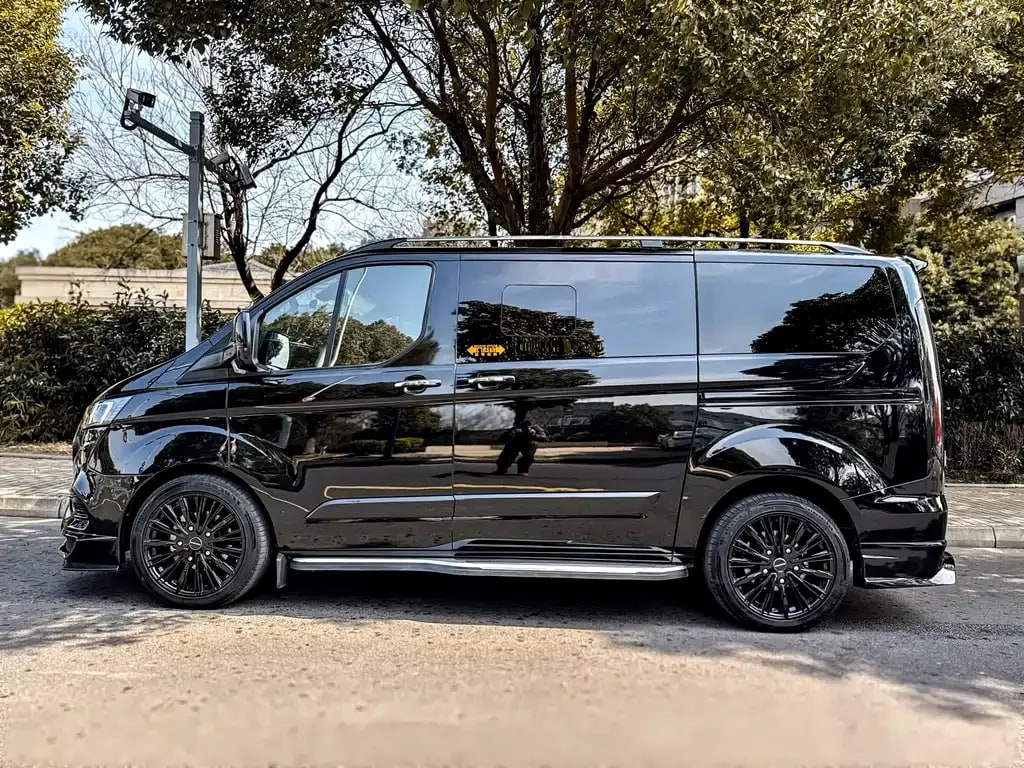 Ford Transit Black Knight — фото 9