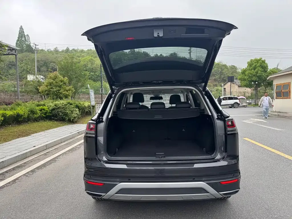 Volkswagen Tayron — фото 12