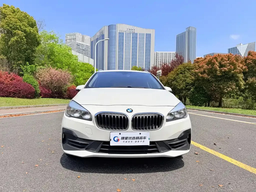 BMW 2 Xi Duo Gong Neng Lv Xing Che — фото 2