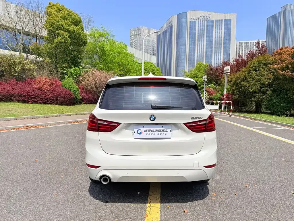BMW 2 Xi Duo Gong Neng Lv Xing Che — фото 4