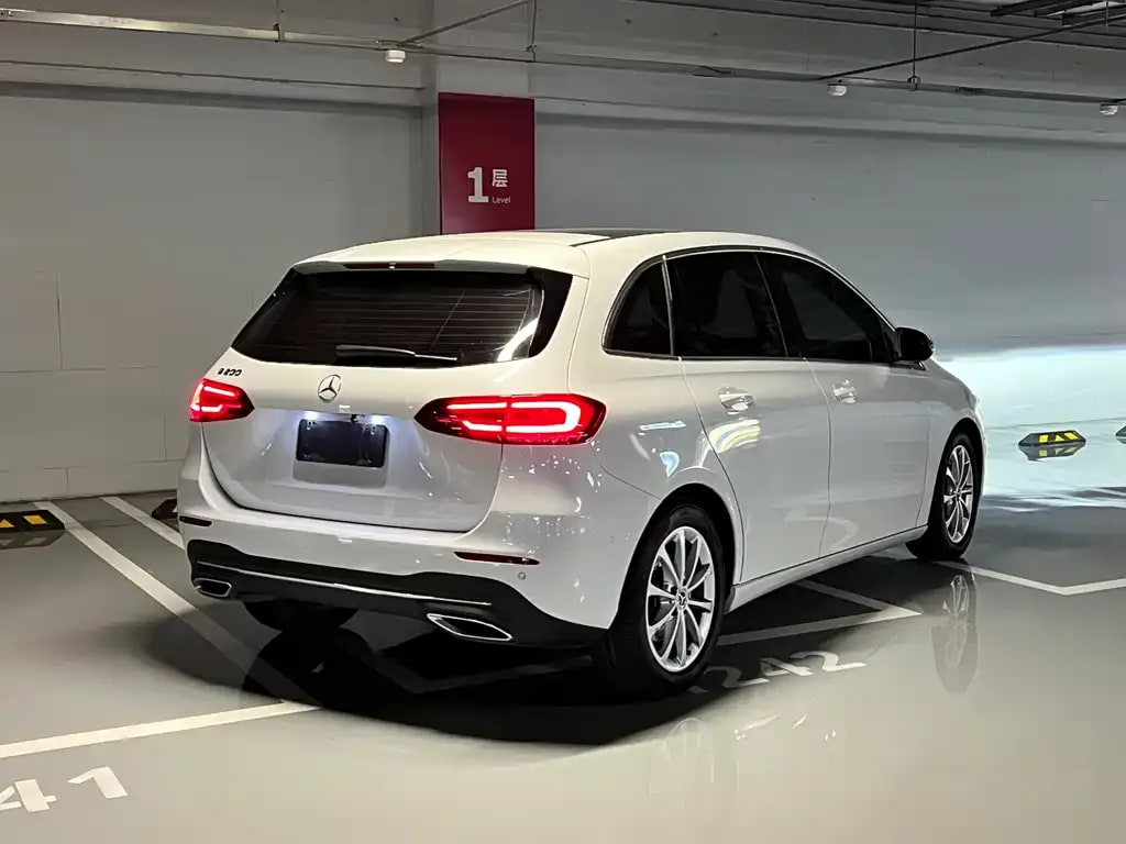 Mercedes-Benz B Ji — фото 15