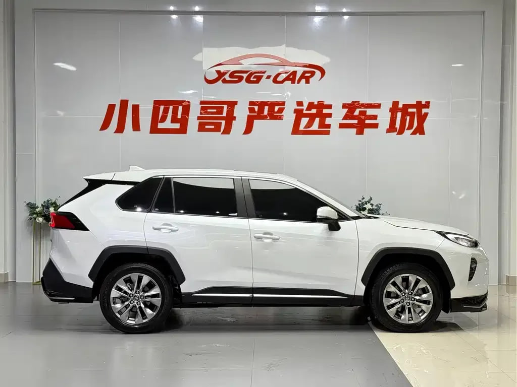 Toyota Wildlander — фото 13