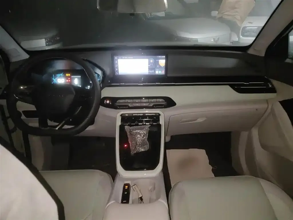 Baojun RS-3 — фото 4