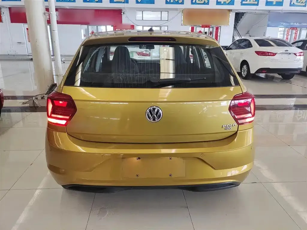 Volkswagen Polo — фото 2