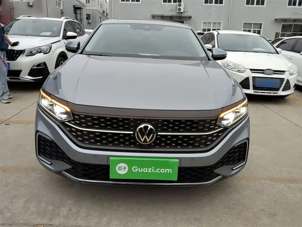 Volkswagen Passat — фото 6